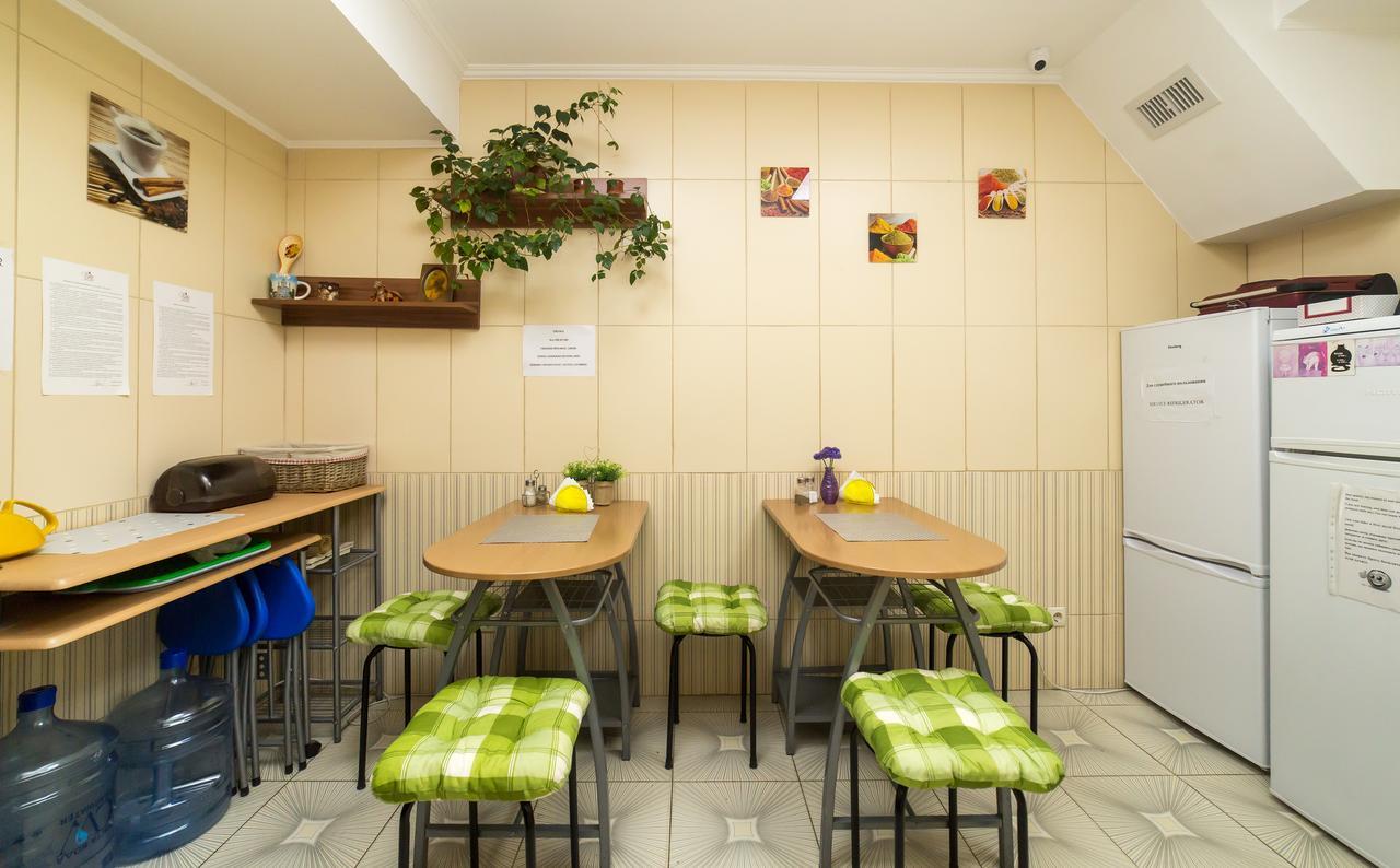 Ballet Hostel Kiev Exterior photo